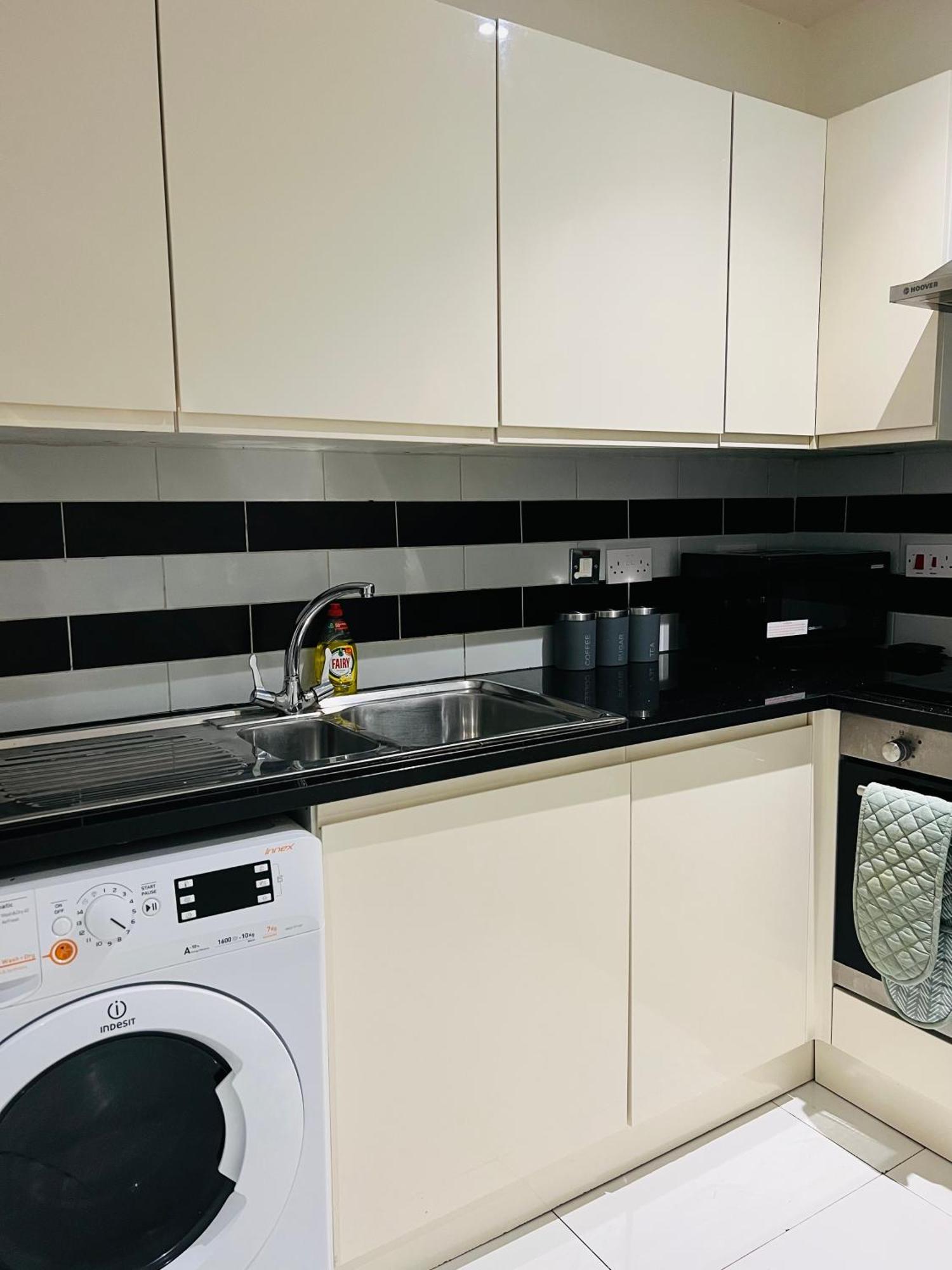 "Spacious Family, Friendly" 1 Bedroom In Kings Cross, St Pancras!!!118A ลอนดอน ภายนอก รูปภาพ
