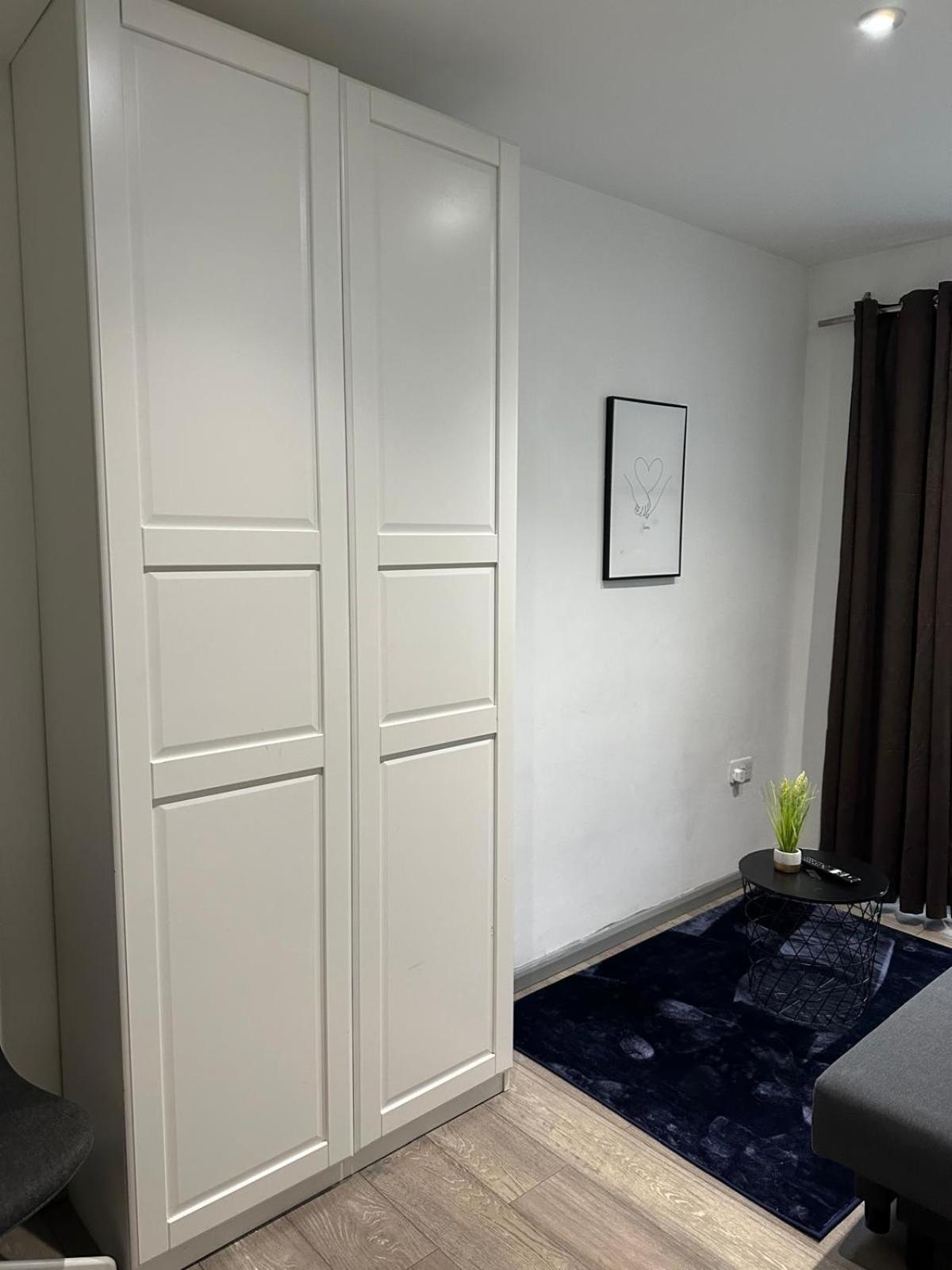 "Spacious Family, Friendly" 1 Bedroom In Kings Cross, St Pancras!!!118A ลอนดอน ภายนอก รูปภาพ